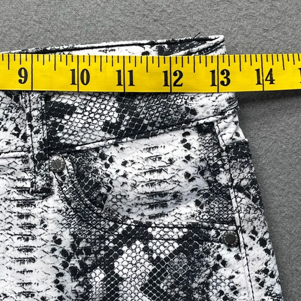 Tinseltown‎ Women Mini Skirt Snakeskin Animal Print Denim Size 3 Raw Hem Edgy